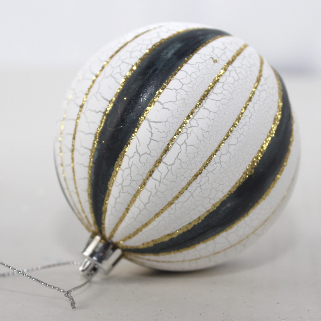 Gold Red Christmas ball