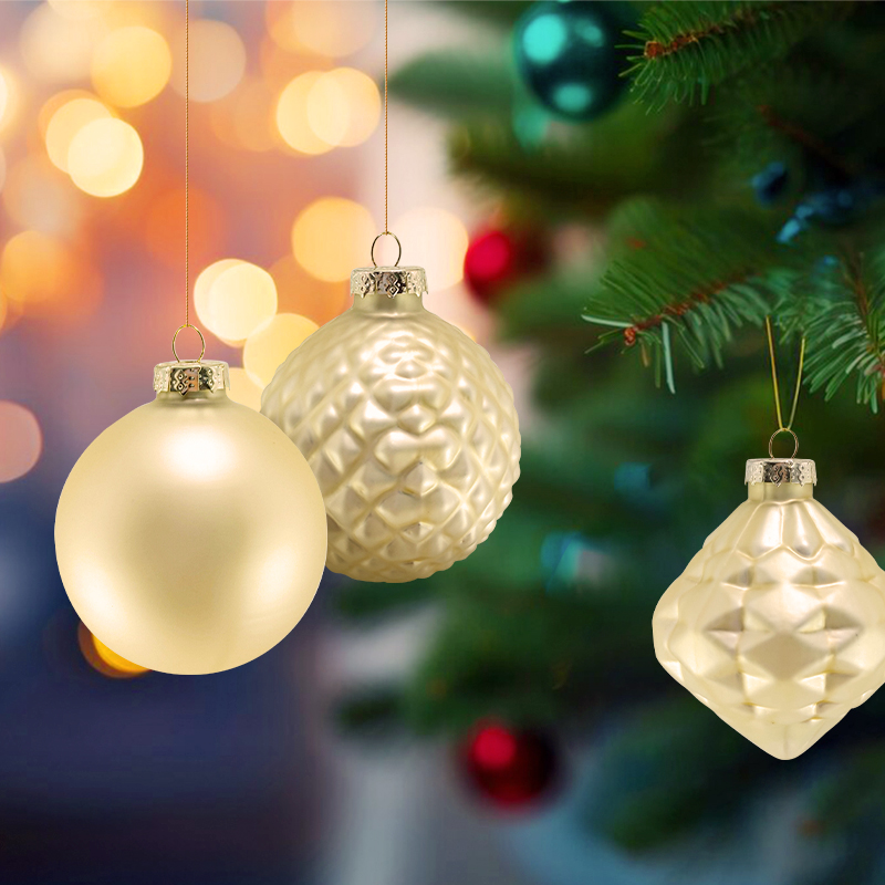 Enchanting Elegant Personalized Christmas Ornament