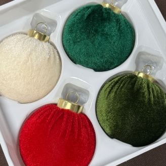 Premium Custom Flocked Festive Decor Wholesale