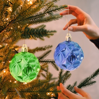 Sleek Lightweight Festive Decor Ball