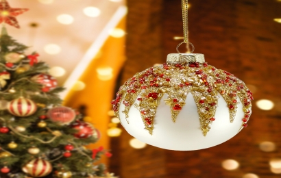 The Role of Christmas Ornaments
