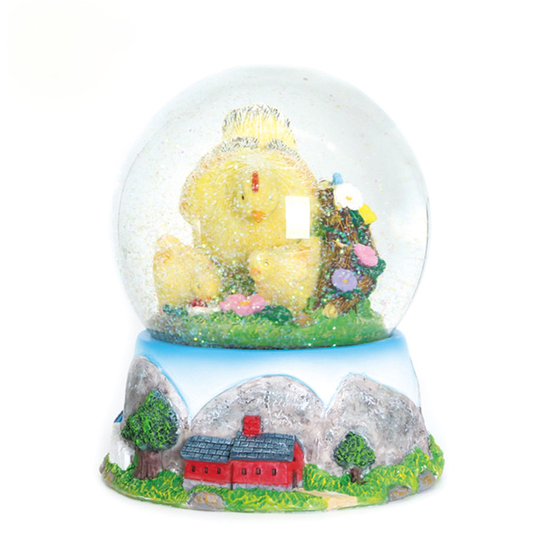 Polyresin Snow Globe